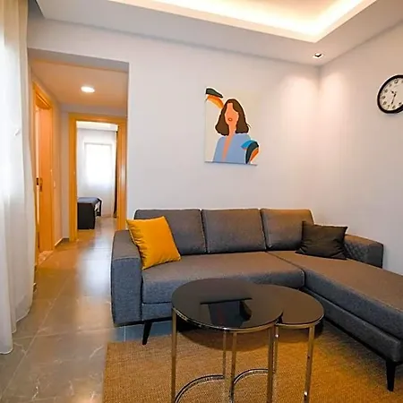 Swan Boutique Hotel *