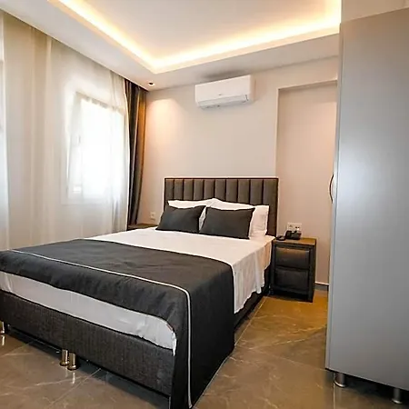 Swan Boutique Hotel